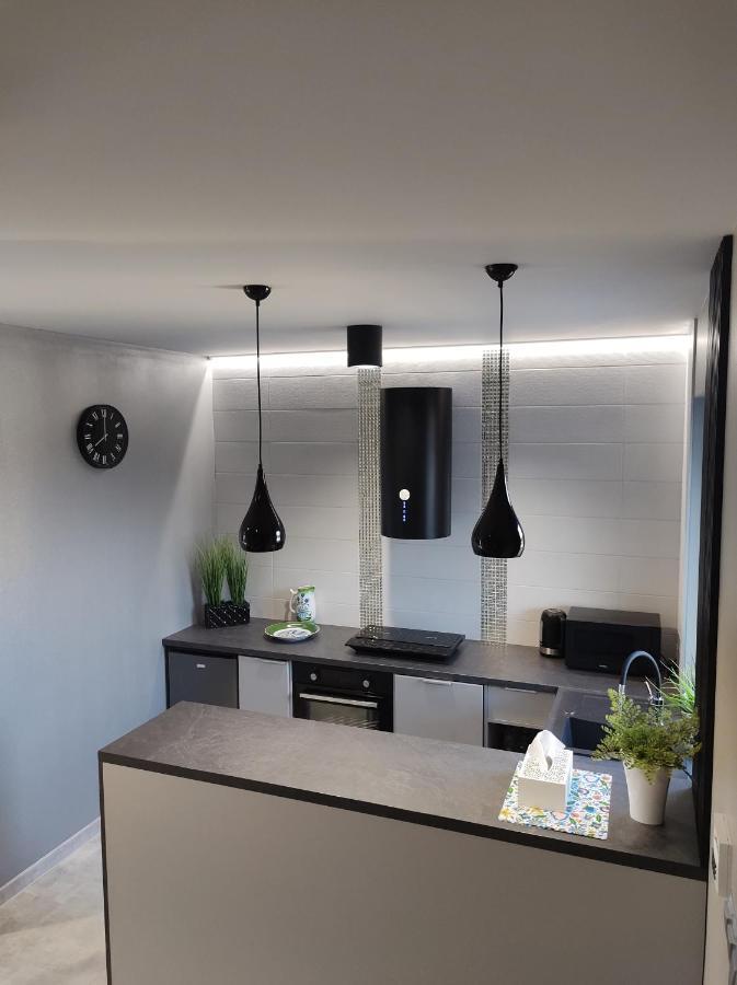 Apartament Nadziei تشميلنا المظهر الخارجي الصورة